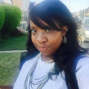 Meet your Posher, Deborah